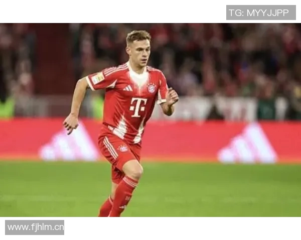 备战欧冠之路拜仁全队合练格纳布里基米希状态回暖